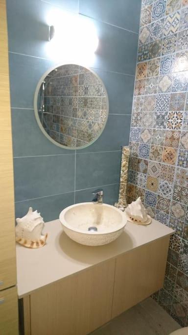 Isabella Court Townhouse Near Venus Beach And Lidl Paphos Exterior foto